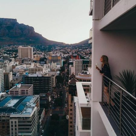 "Lykke On Bree" - Unique Apartment With Stunning Table Mountain Views เคปทาวน์ ภายนอก รูปภาพ