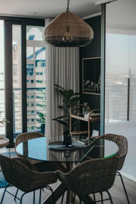 "Lykke On Bree" - Unique Apartment With Stunning Table Mountain Views เคปทาวน์ ภายนอก รูปภาพ