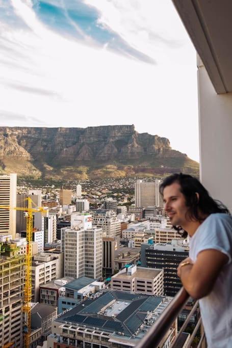 "Lykke On Bree" - Unique Apartment With Stunning Table Mountain Views เคปทาวน์ ภายนอก รูปภาพ